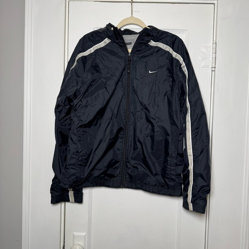 Vintage Nike Windbreaker Jacket with White Piping Athletic Streetwear Medium